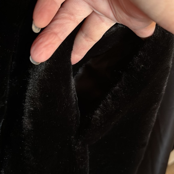 NWOT K. JORDAN FAUX FUR COAT - Picture 8 of 13